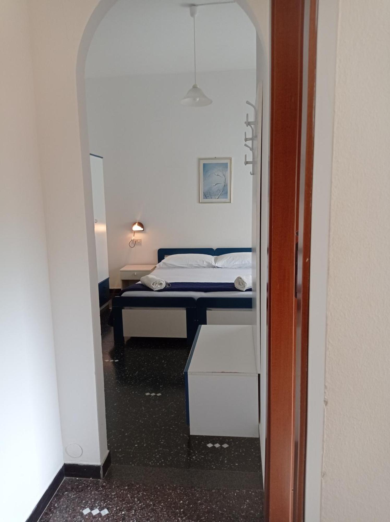Hotel La Pineta Cogoleto Zimmer foto